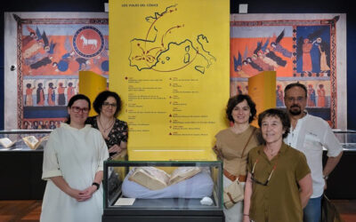 Alumnos y profesores de la FLCC visitan una exposición en la Biblioteca Nacional
