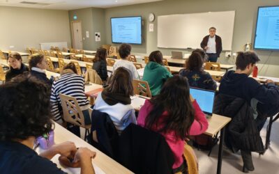 Curso de Víctor Tirado en el Instituto Católico de Toulouse para estudiar la materia desde la perspectiva de la obra de arte