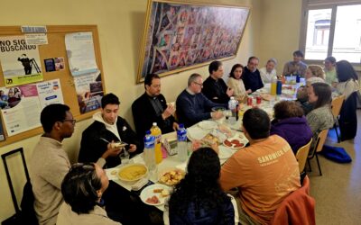 El Rector de la UESD anima a fortalecer la vida comunitaria y afrontar los retos universitarios en un encuentro con alumnos y profesores promovido por la Capellan&iacute;a